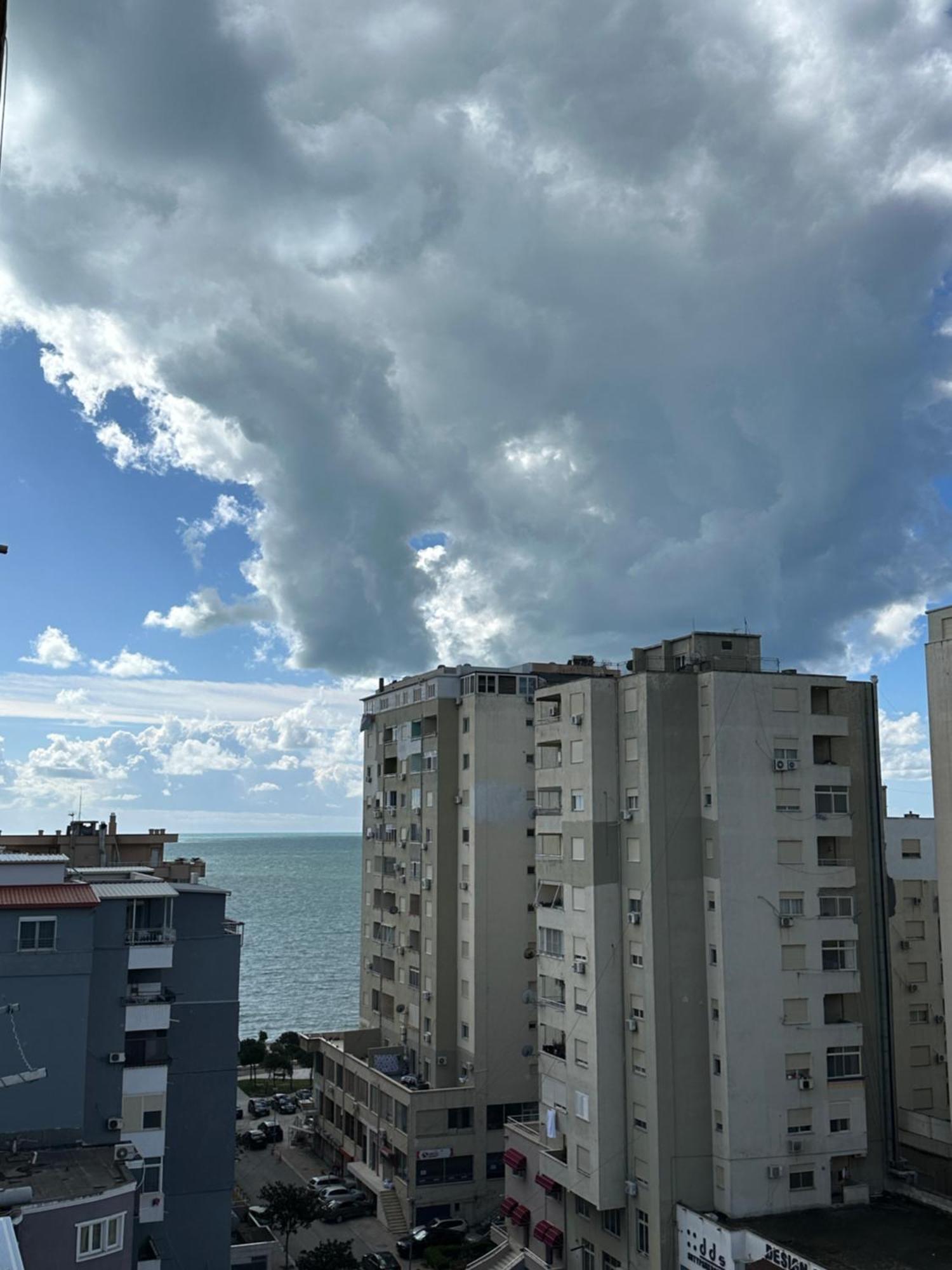 Xhimi'S Seaside Apartments Durrës Eksteriør billede